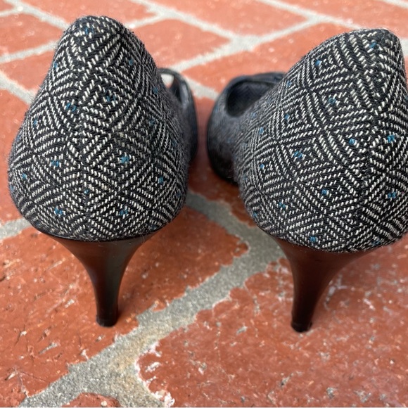 Predictions Heels - Picture 6 of 7